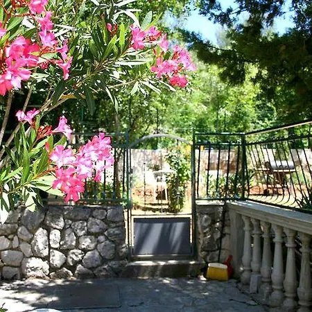 La Dostana 4 Апартаменты *