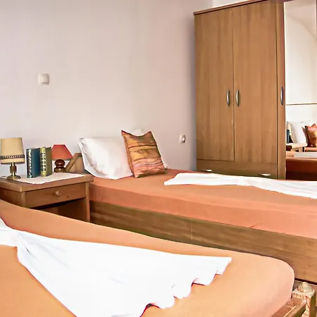 La Dostana 4 Апартаменты *