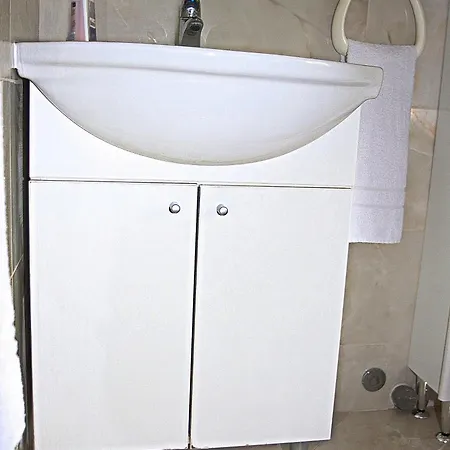 La Dostana 4 * Dramalj