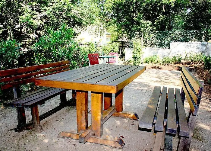 Apartment La Dostana 4 *